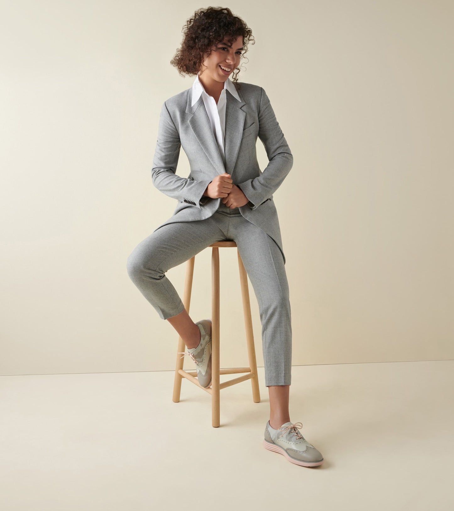 W26525:GRAY/CAMO/CLAY PINK