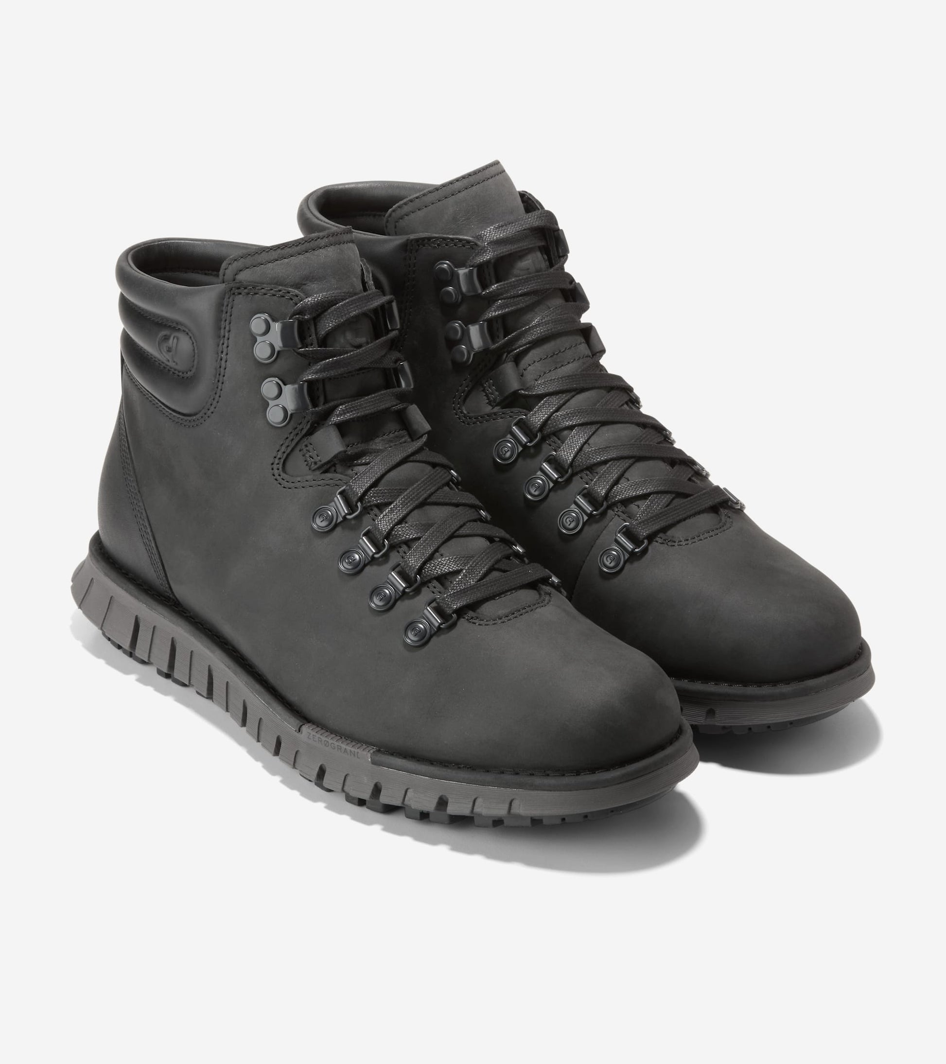 C38691:BLACK / BLACK / PAVEMENT WP