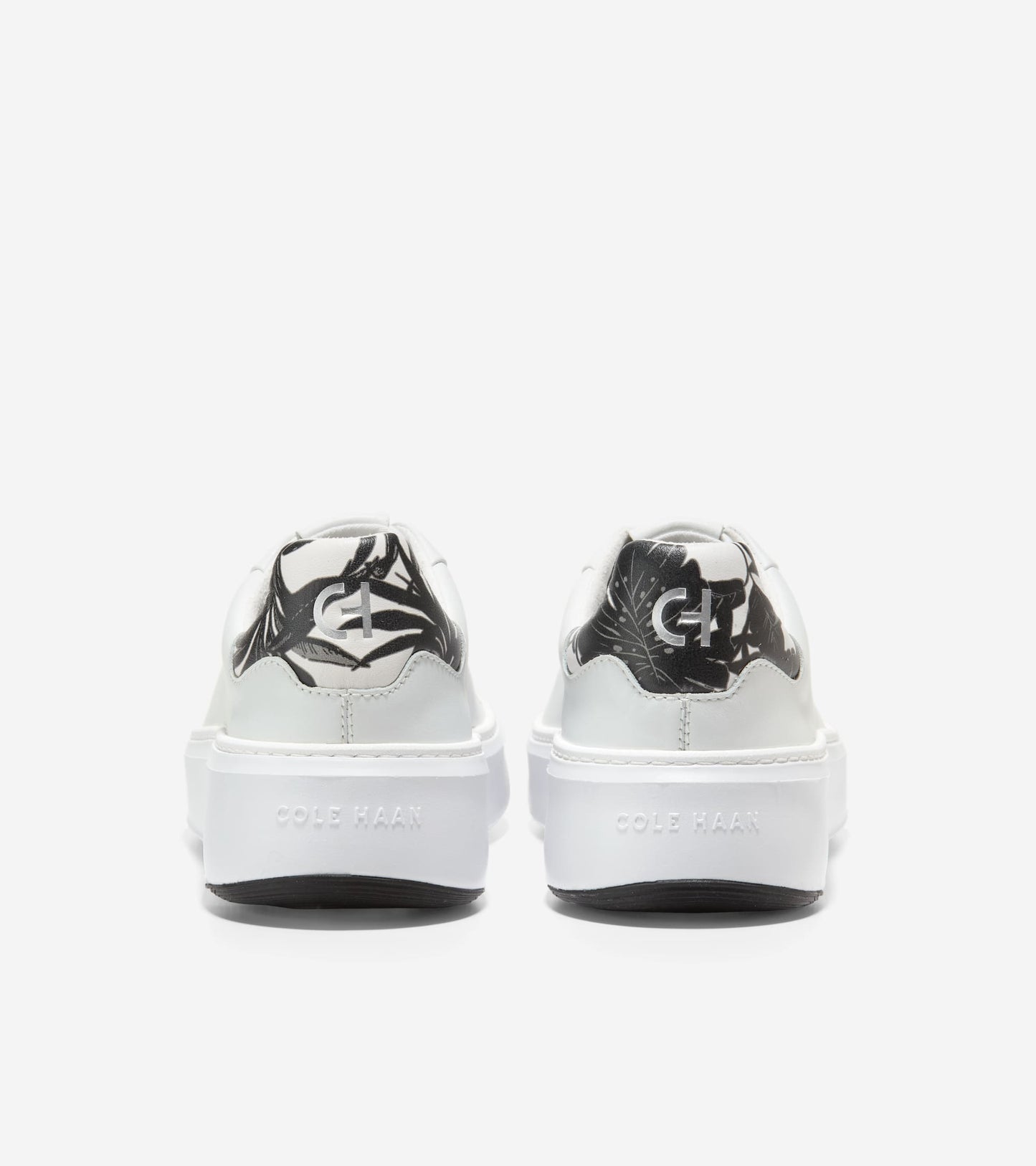 W28084:OPTIC WHITE/BLACK & WHITE TROPICAL PRINT