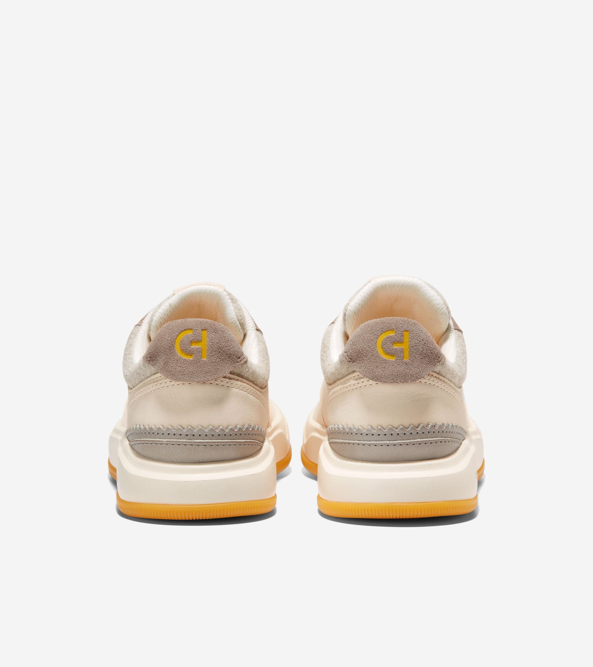 W26974:CH OAT LEATHER/ FLEECE/IVORY