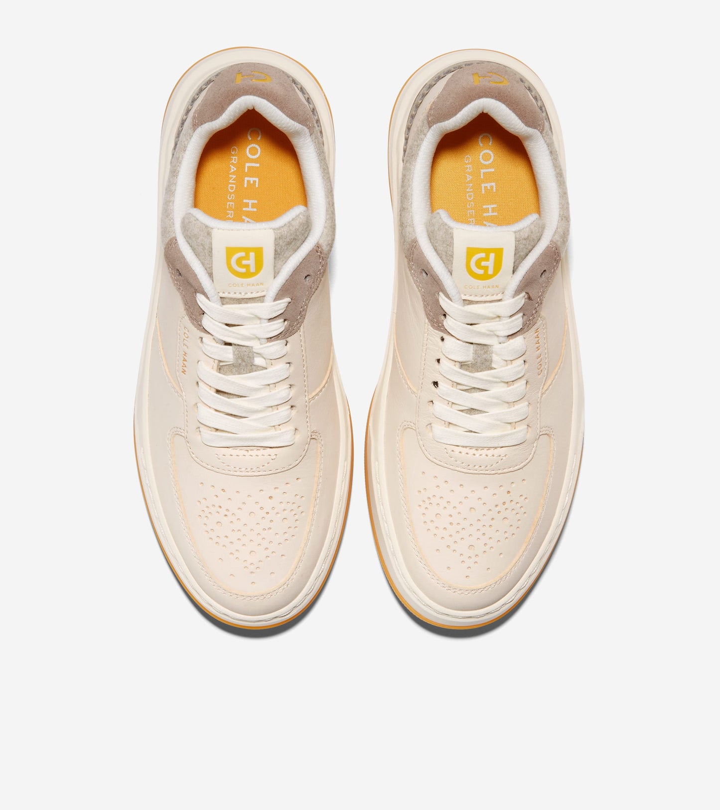 W26974:CH OAT LEATHER/ FLEECE/IVORY