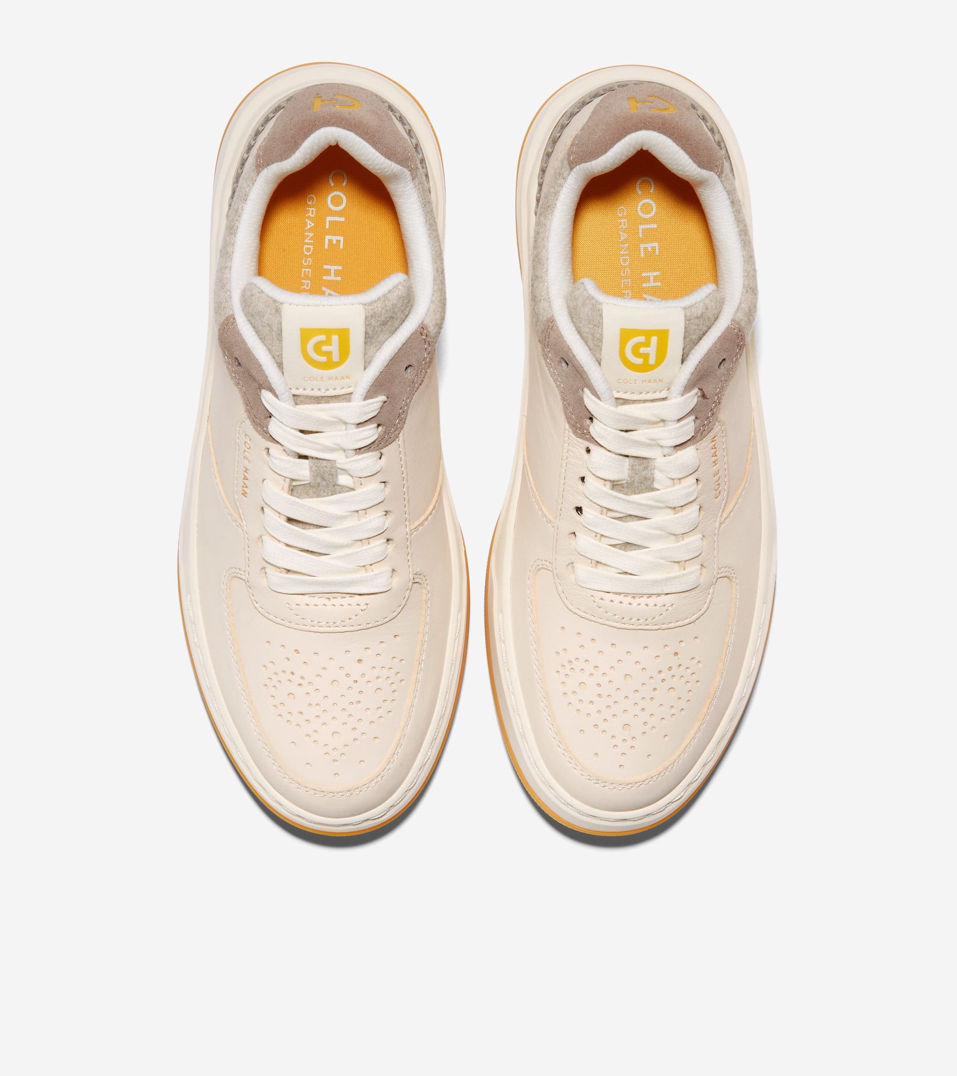 W26974:CH OAT LEATHER/ FLEECE/IVORY