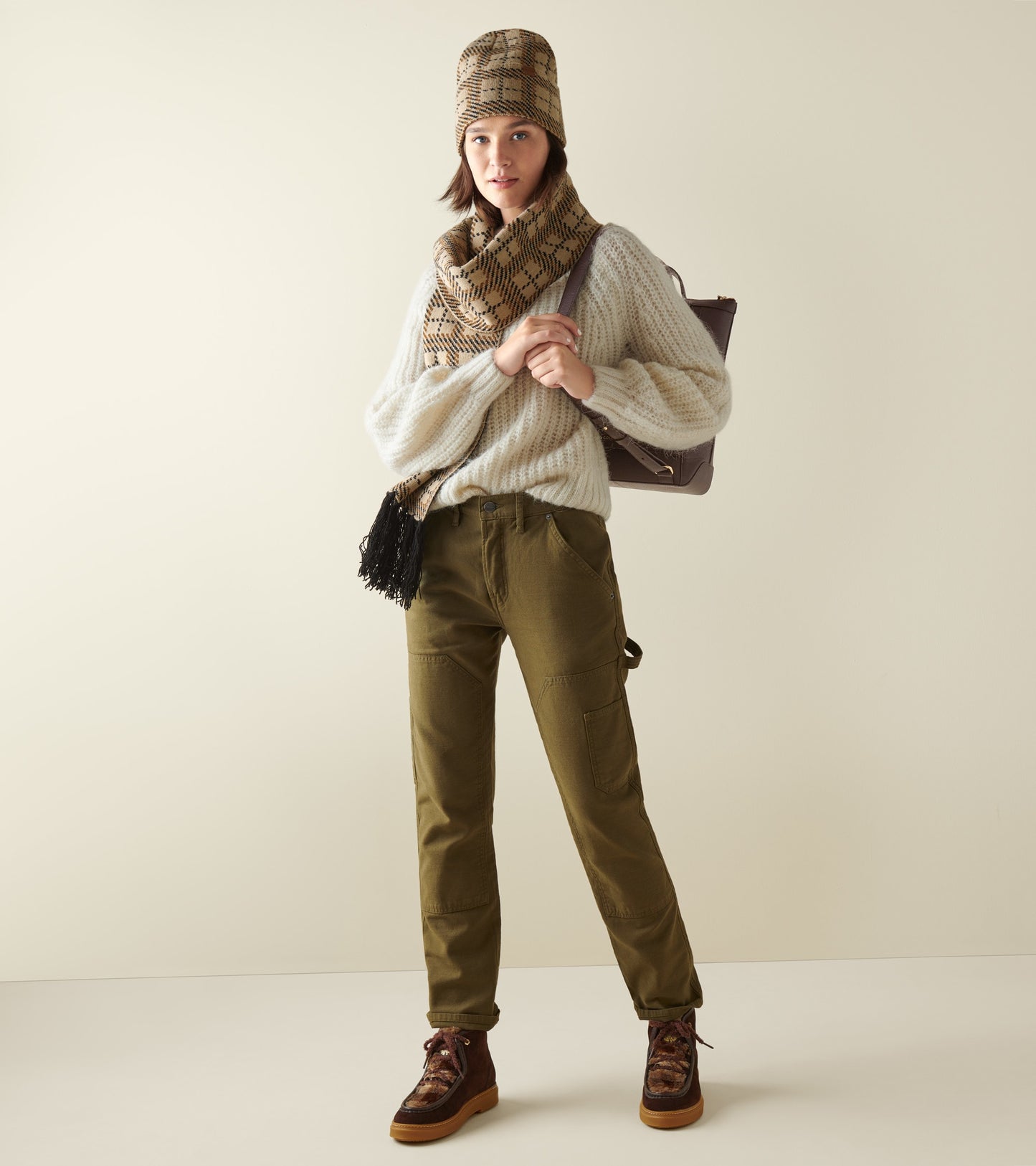 U06446:DARK CHOCOLATE:0000