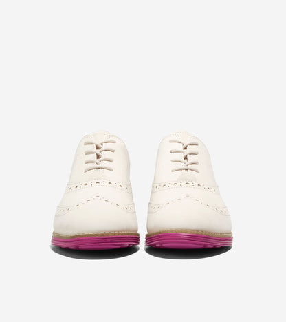 W24361:BIRCH TUMBLED NUBUCK/ FESTIVAL FUSCHIA FB/ FESTIVAL FUSCHIA MIDSOLE